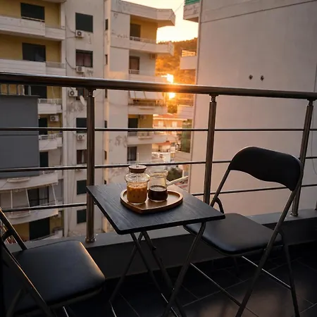 Tatastays Vlore- Modern 2 Min Walk From The Beach, In Lungomare Влёра